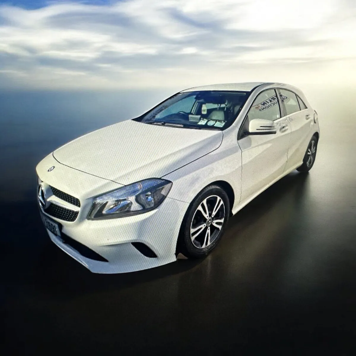 2015 Mercedes-Benz A-Class A 160 CDI STYLE - Image 1