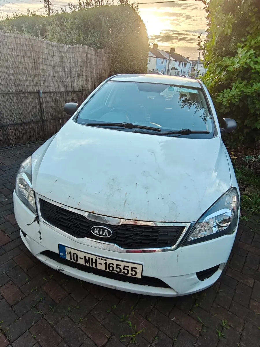 Kia Ceed - Image 2