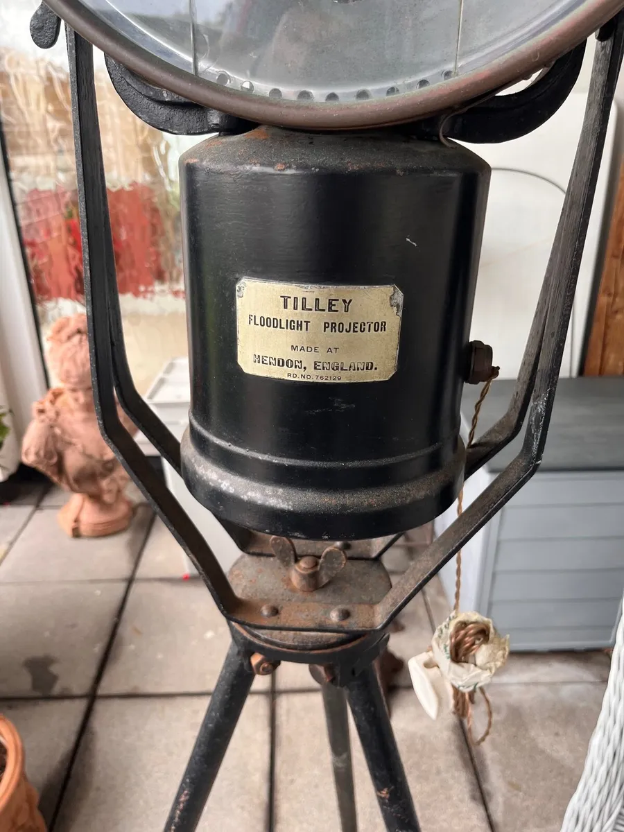Vintage Tilly projector lamp - Image 2