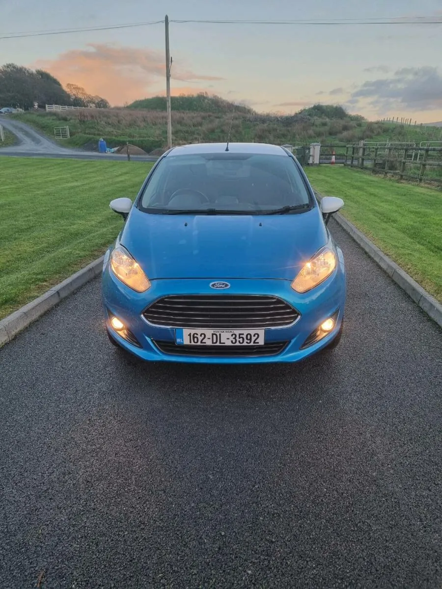 16 Ford fiesta - Image 2