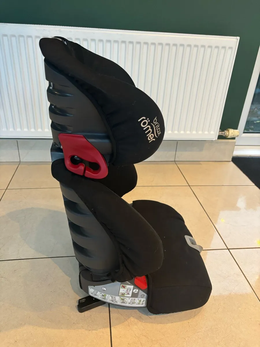 Car Seat - Image 2