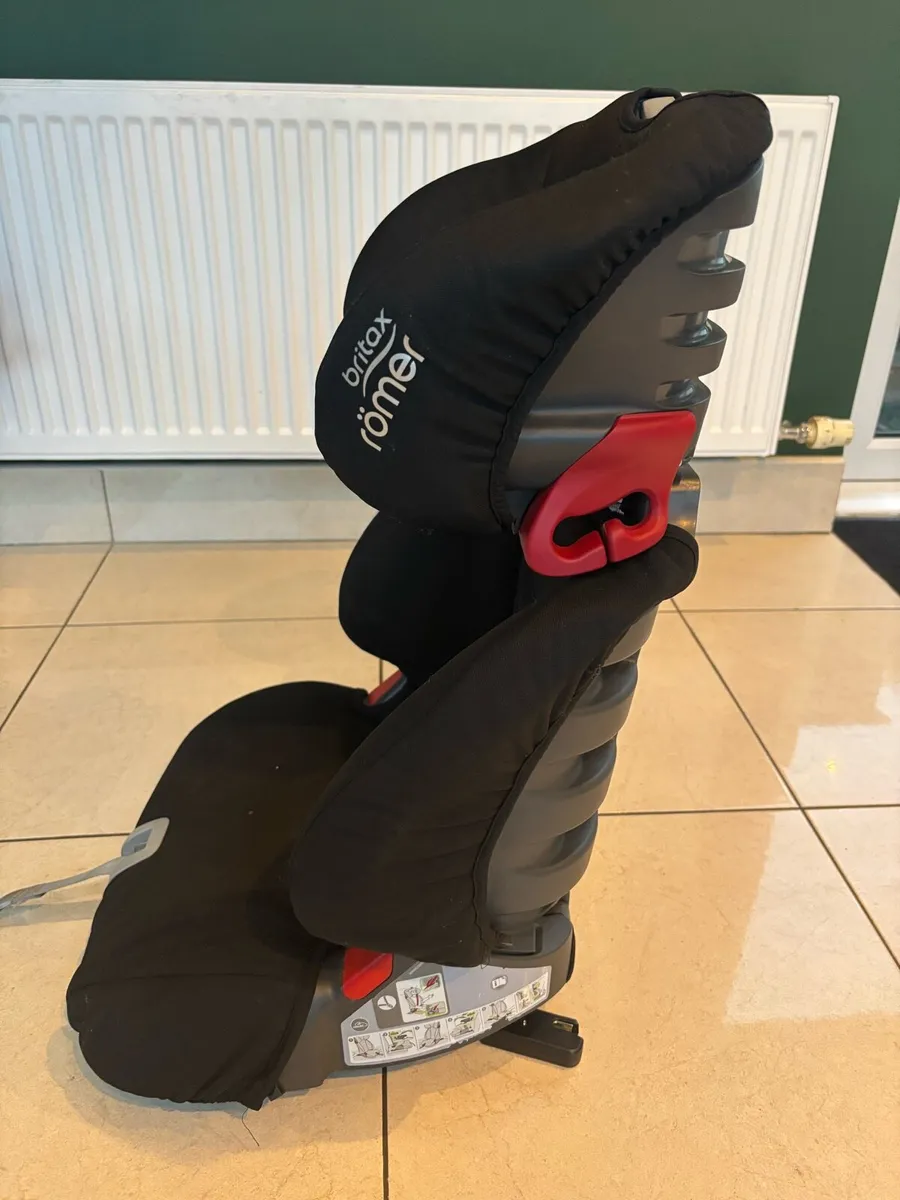 Car Seat - Image 3