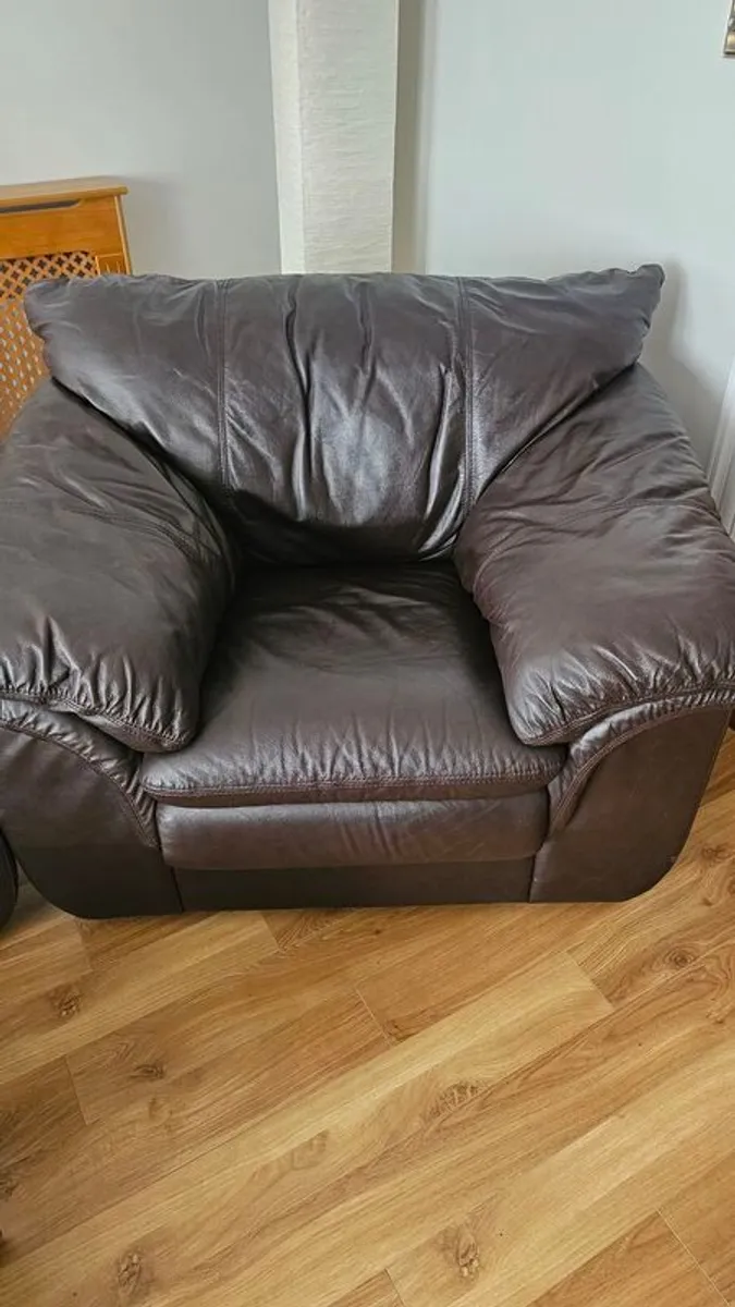 living room suite - Image 3