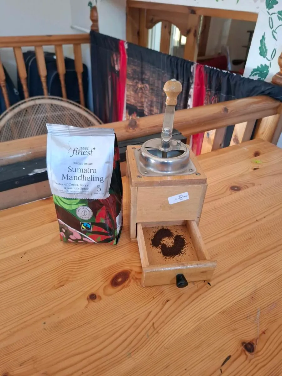 Old coffee grinder postage possible - Image 3