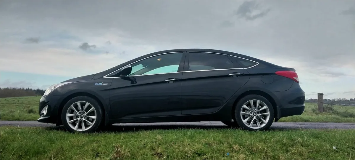 Hyundai i40 2015 - Image 2
