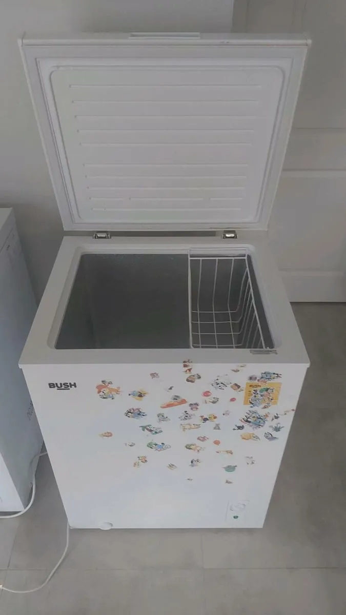 Chest Freezer - Image 2