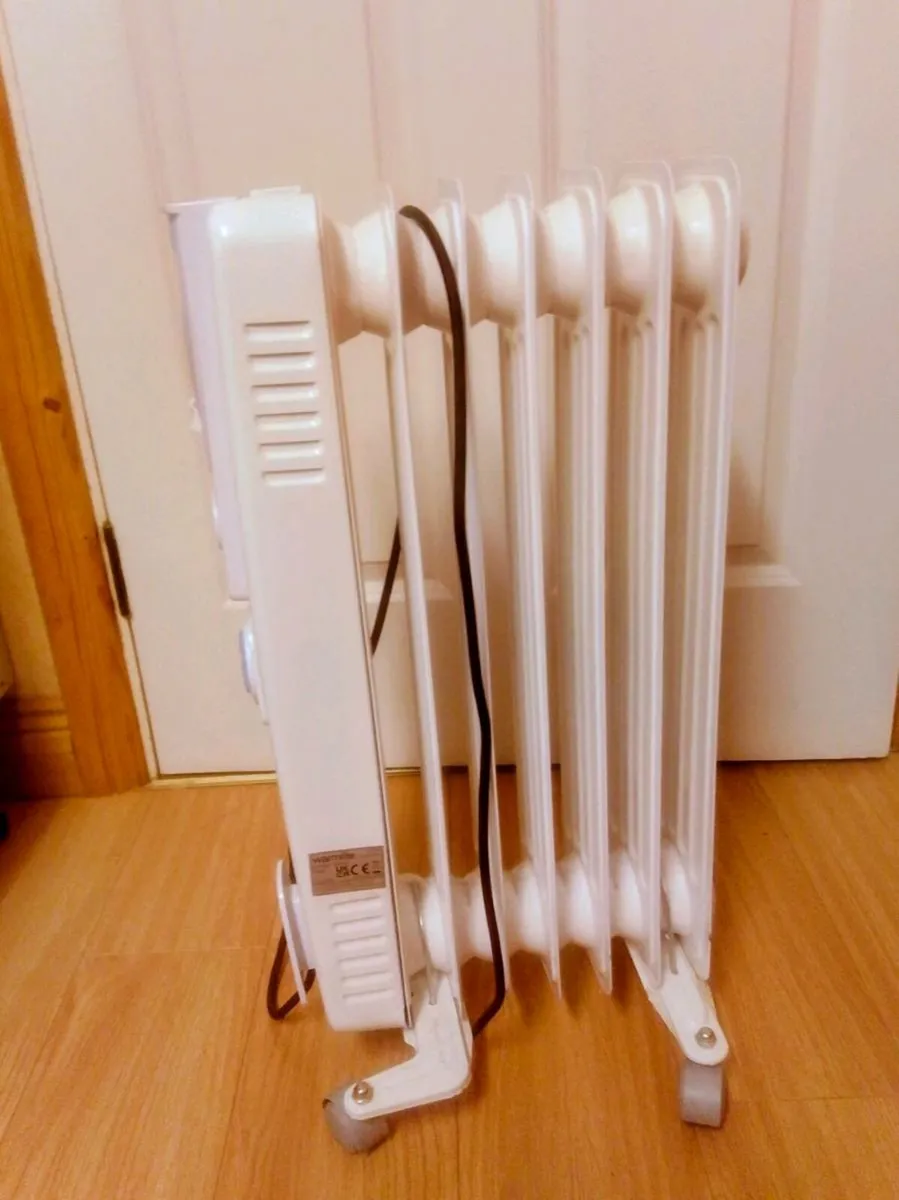 Oil filled radiator. - Image 2