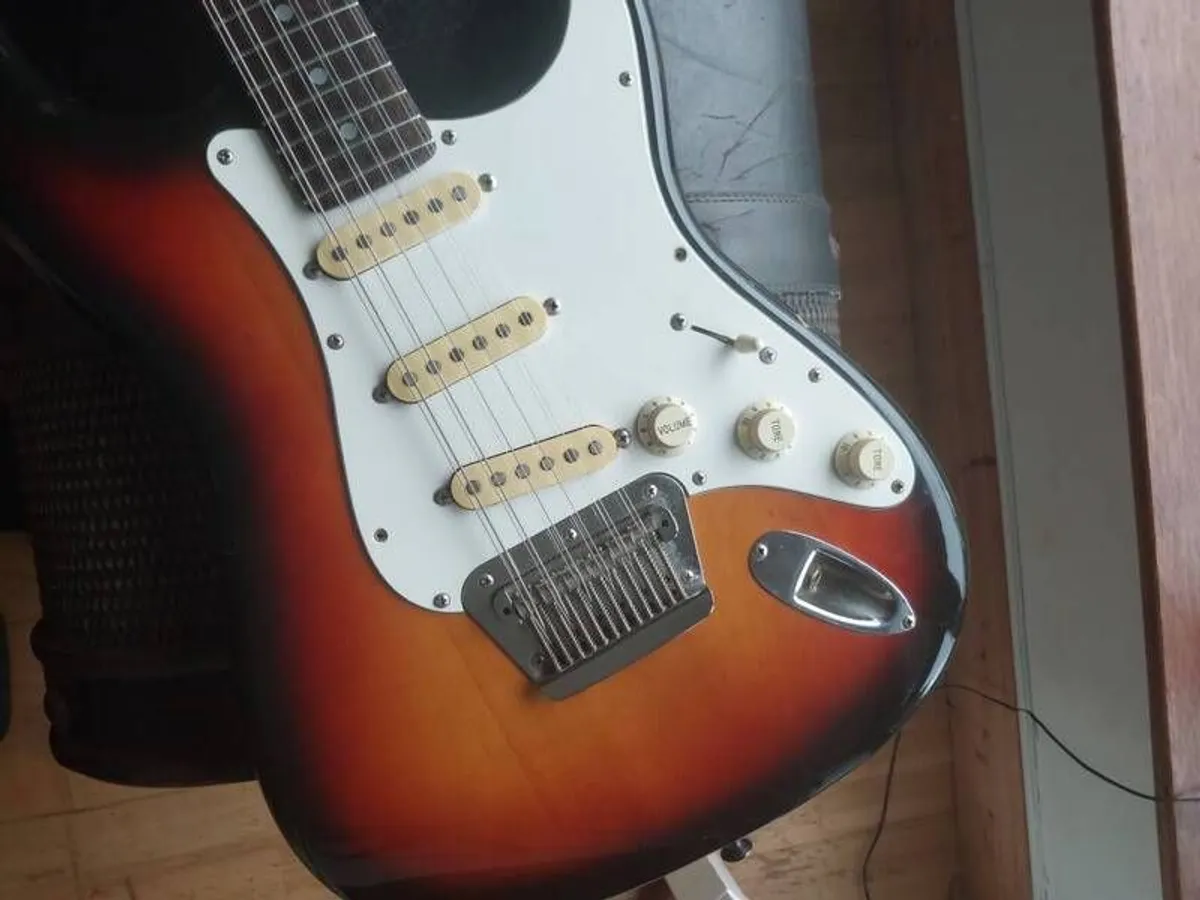 Fender ST-XII MIJ 12 string stratocaster 1987-93 - Image 1