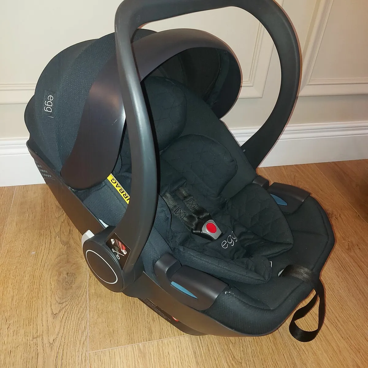 EGG CAR SEAT with I-Size isofix base with addaptos - Image 3