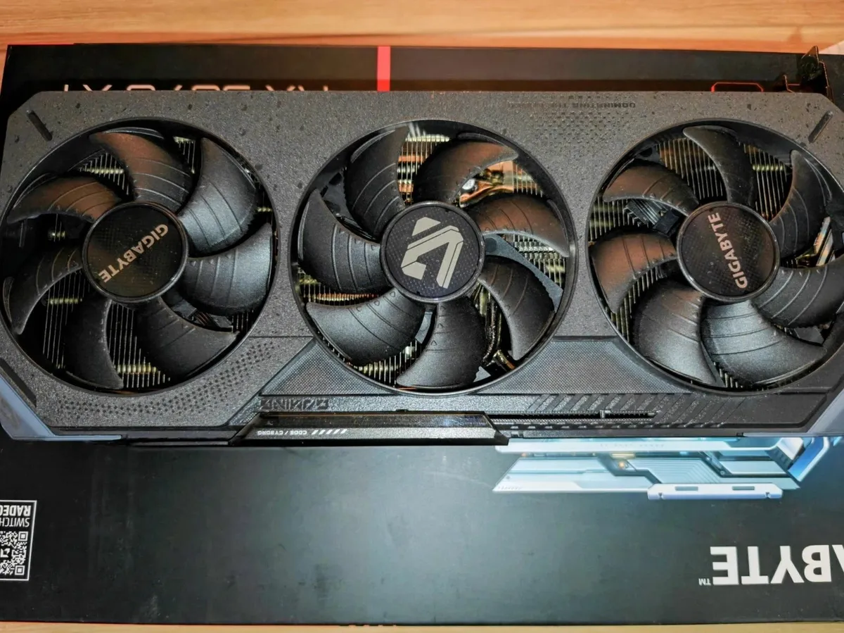 Gigabyte RX 9070 XT Gaming OC Graphics Card - Image 1