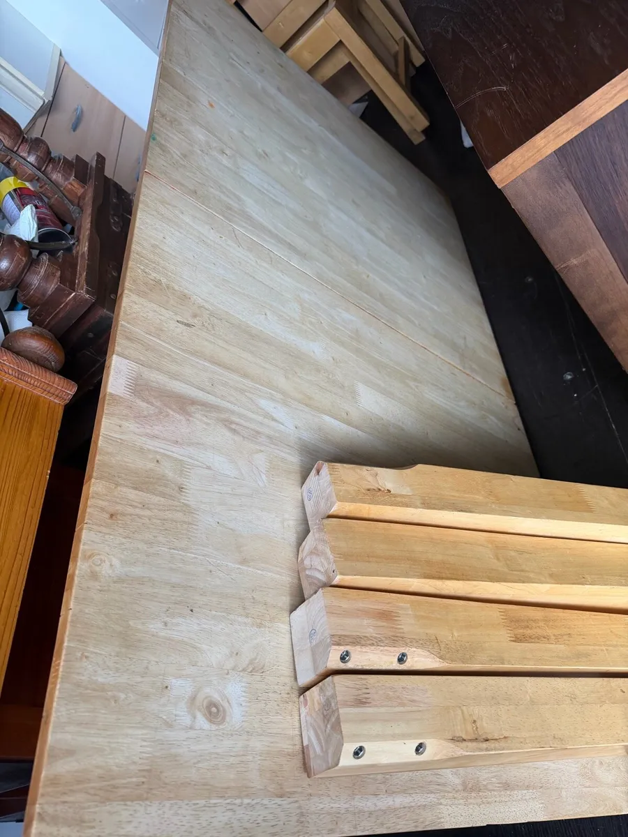 Large dining table - Image 1