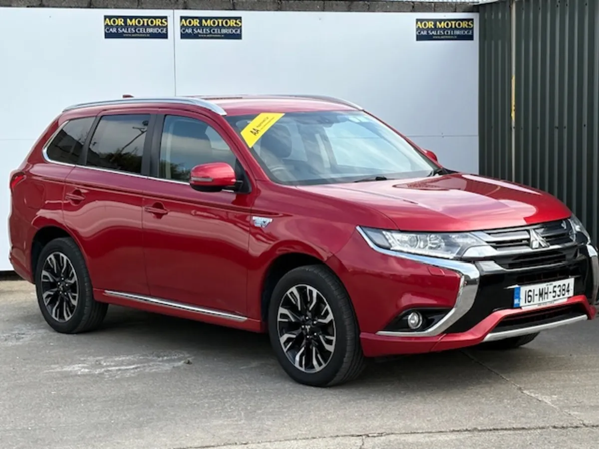 Mitsubishi Outlander 2016 PHEV HEATED SEATS - Image 3