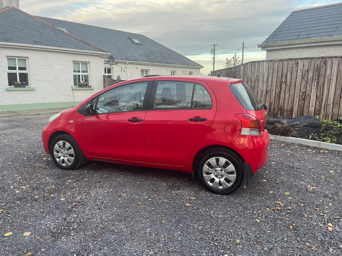 Toyota Yaris 1.0L VVTI Terra Model LOW KMS - Image 3