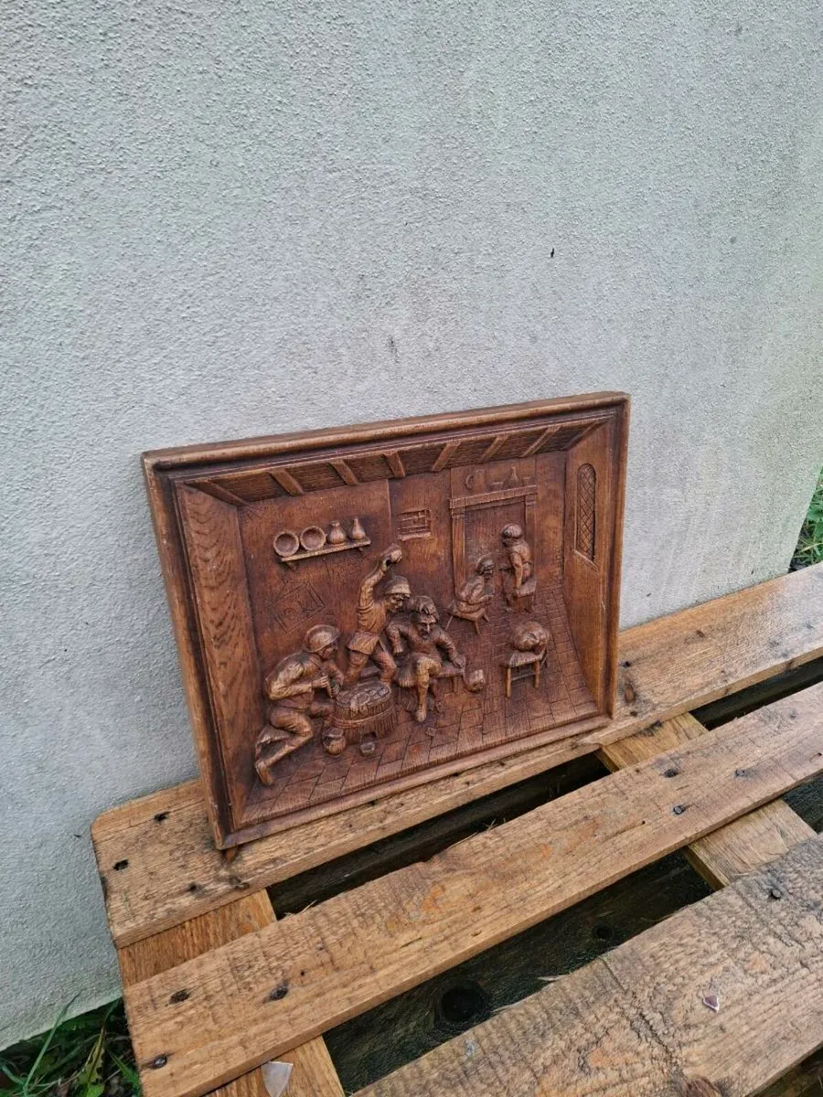 Light resine engraved frame postage possible