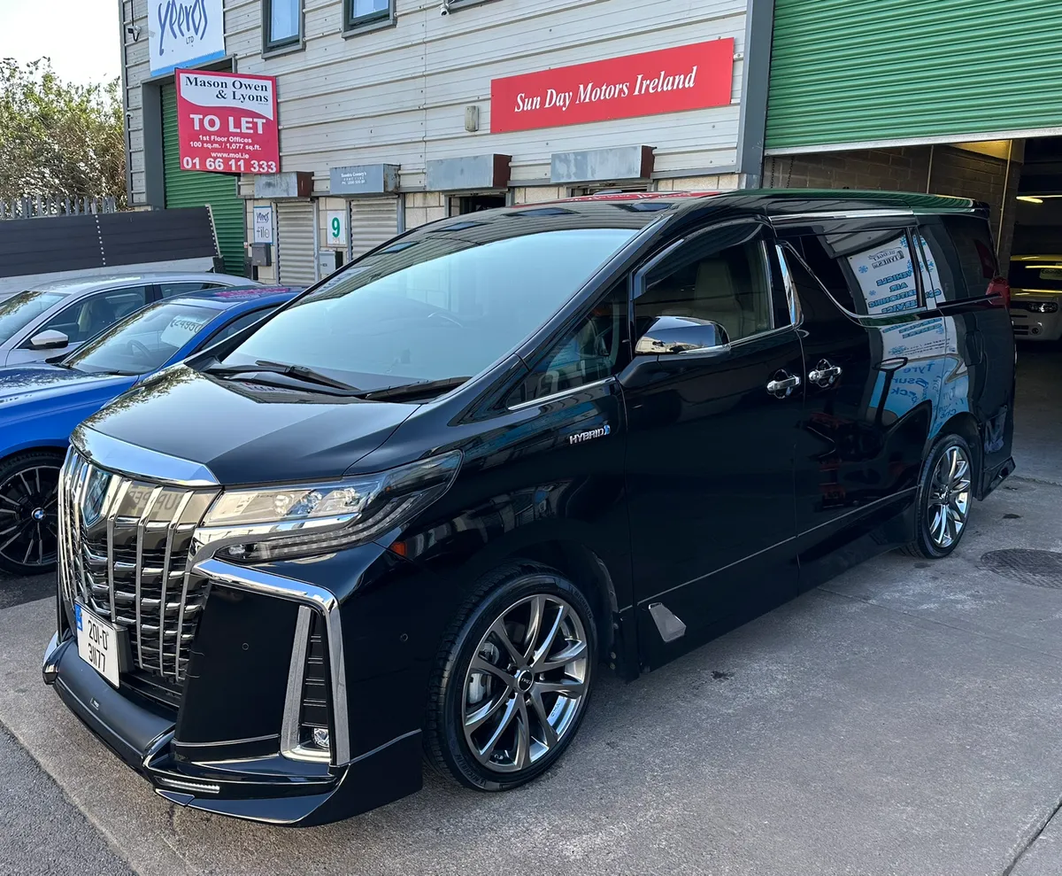 2020 Toyota Alphard executive lounge - Image 1
