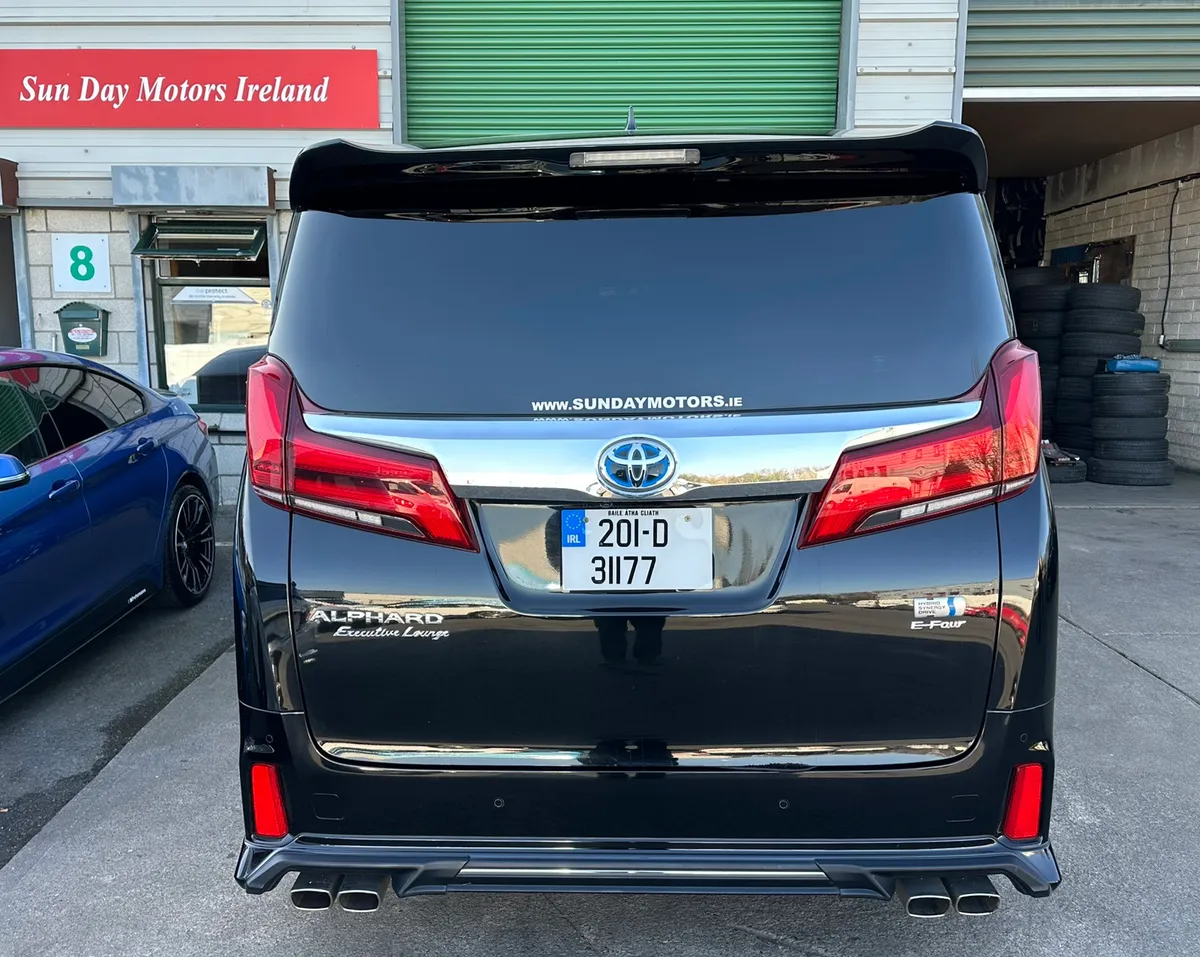 2020 Toyota Alphard executive lounge - Image 4