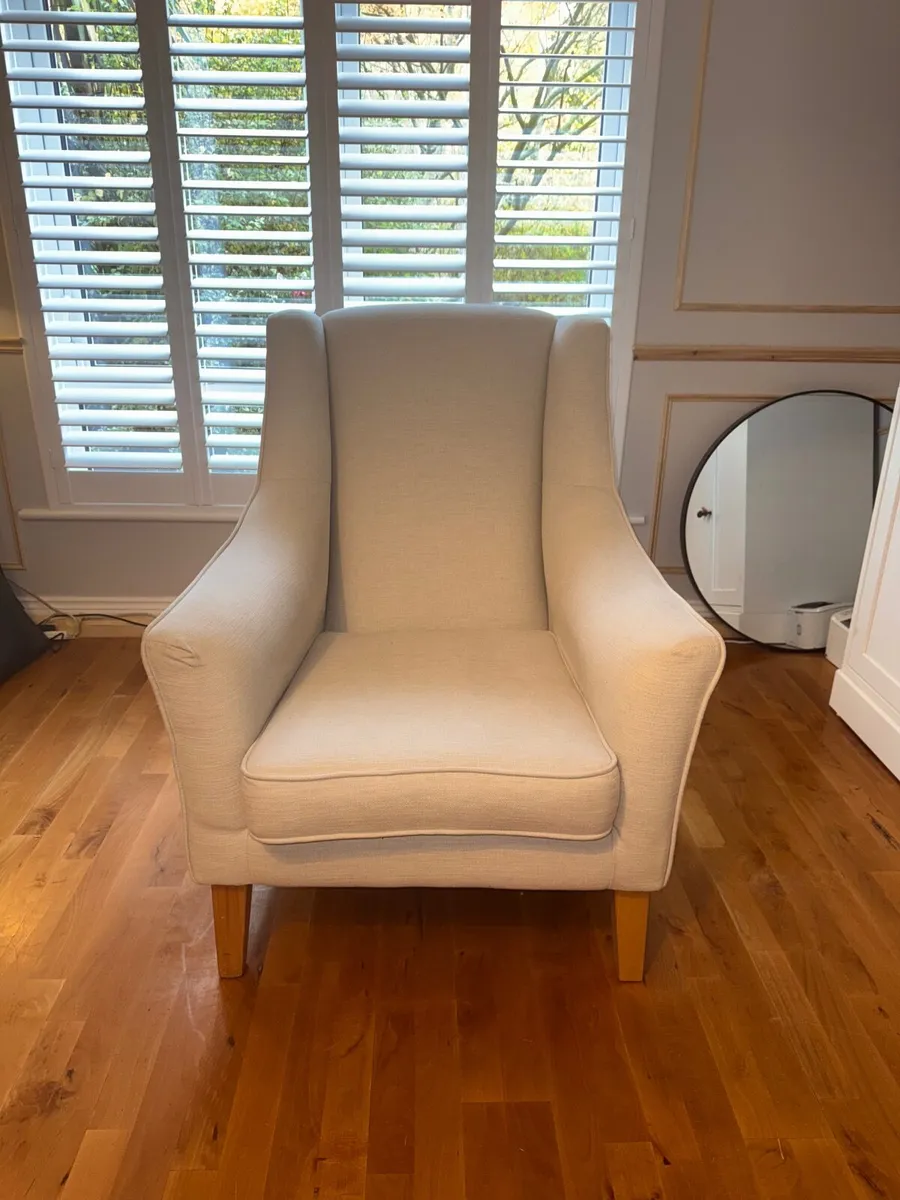 Luxury Armchairs - Image 1