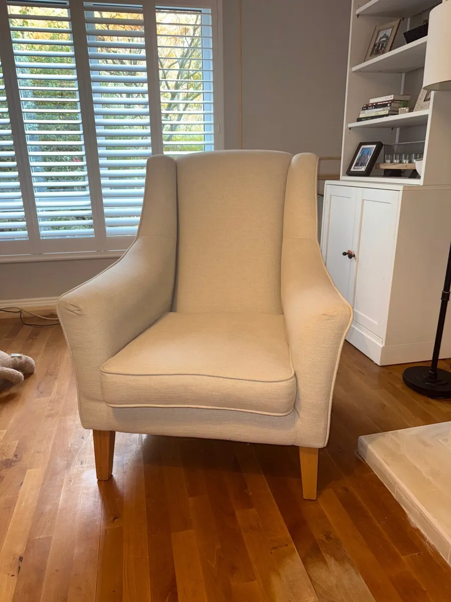 Luxury Armchairs - Image 3