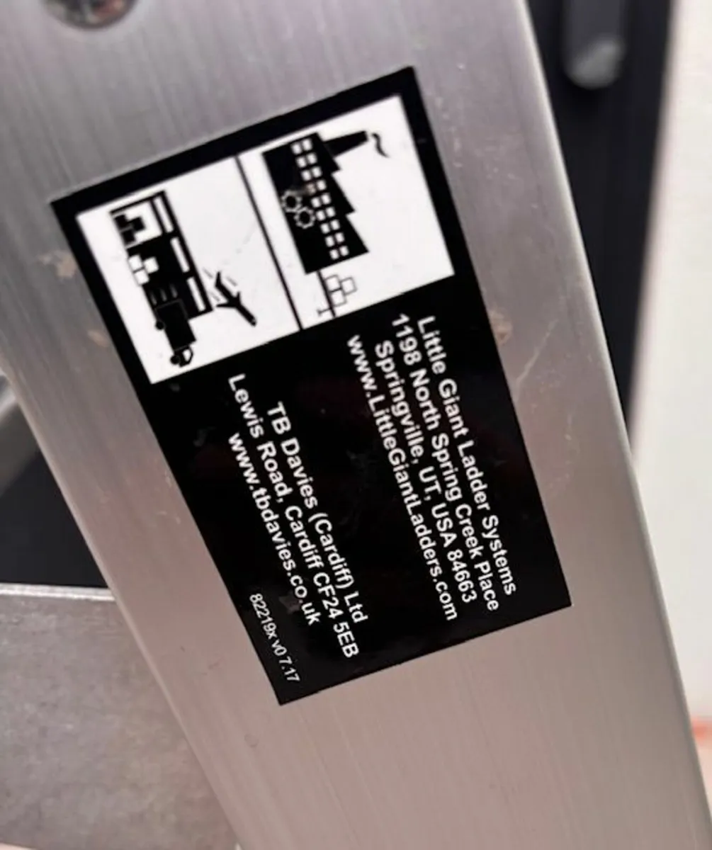 Little Giant 4 Step Ladder - Image 2