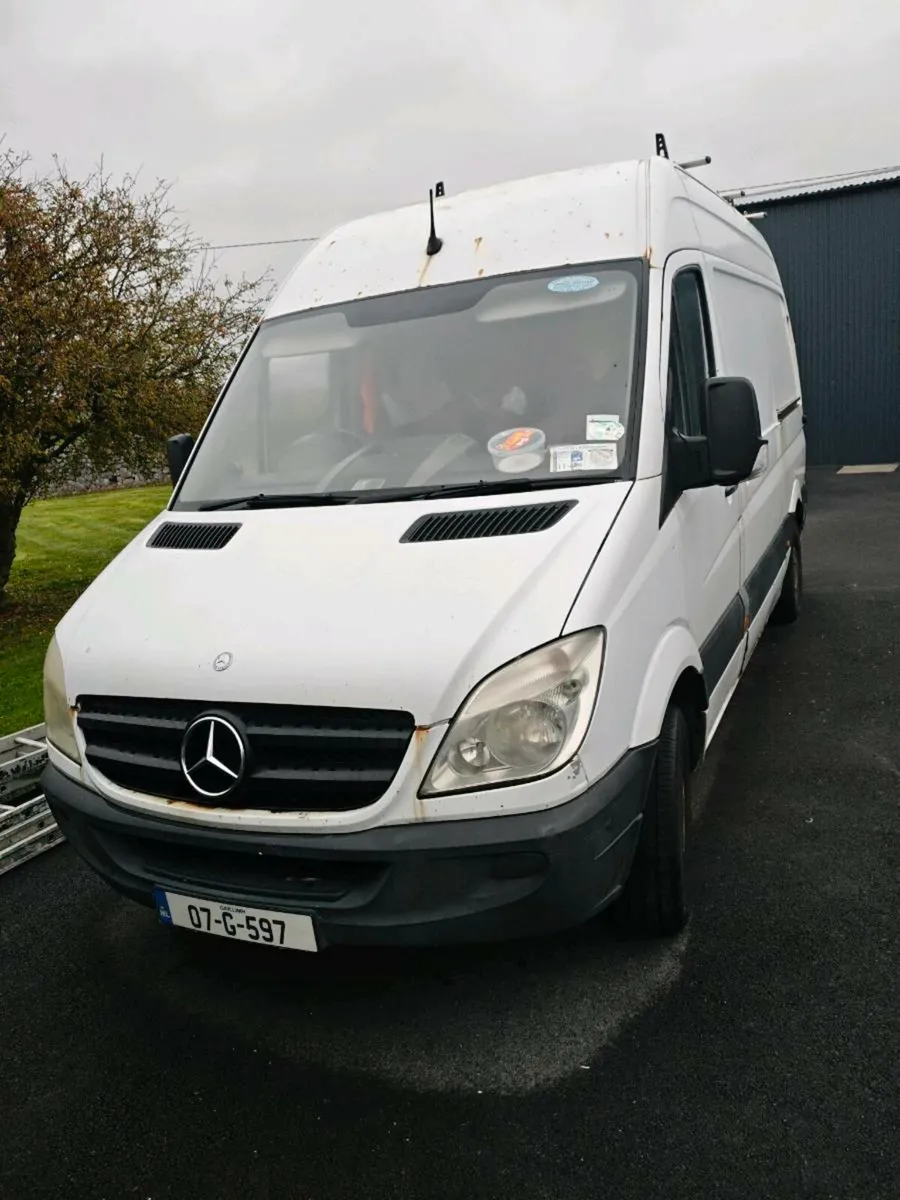 Mercedes Sprinter 311 - Image 1