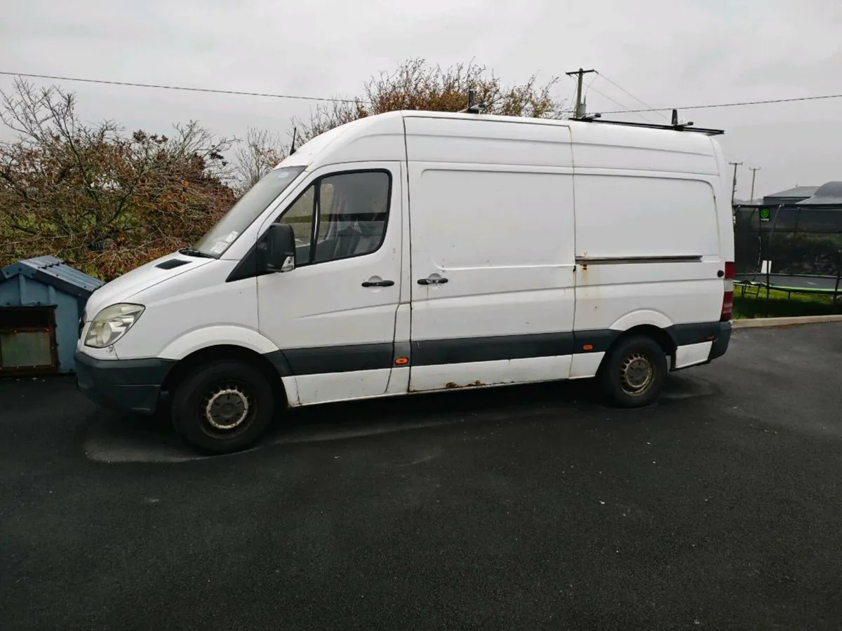 Mercedes Sprinter 311 - Image 3
