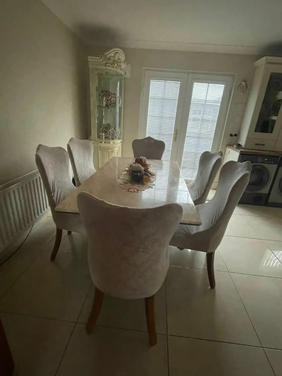 table chairs - Image 1