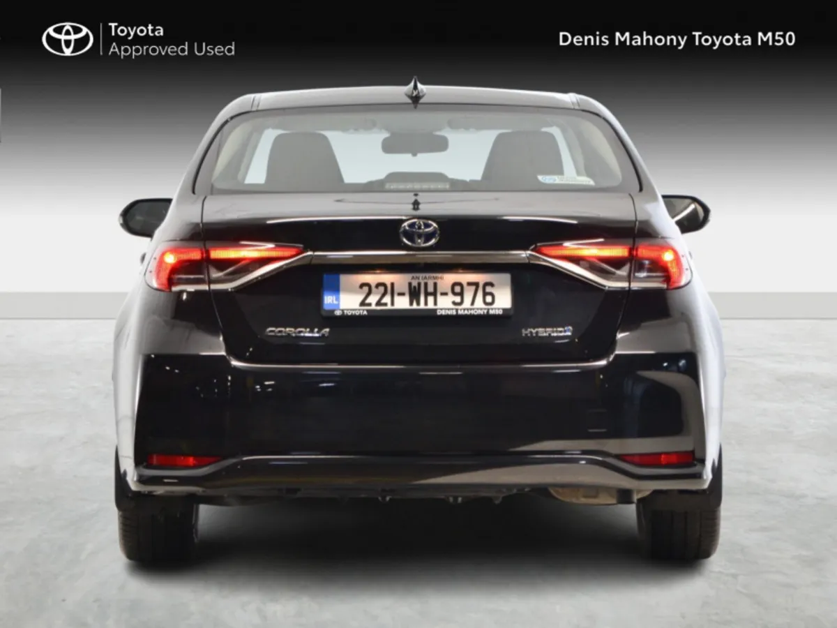 Toyota Corolla Hybrid Luna Saloon Auto - Image 4