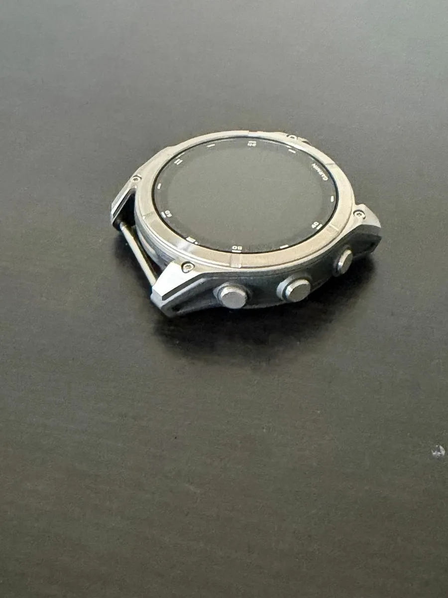 fenix 8 51mm sapphire titanium ( Excellent) - Image 2