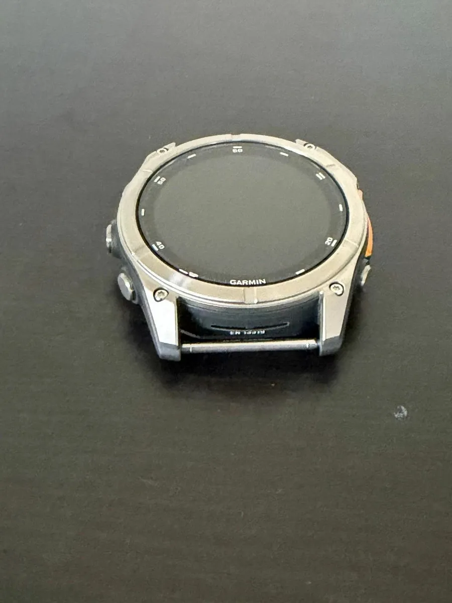 fenix 8 51mm sapphire titanium ( Excellent) - Image 4