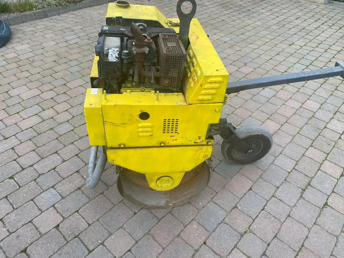 Terex pedestrian roller - Image 2