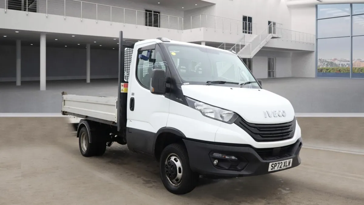 7000 KG TOWING LATE 2022 IVECO 35C14 10F6 TIPPER