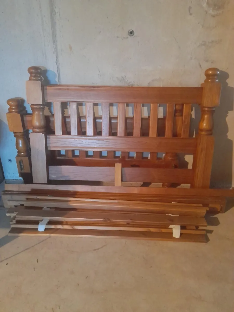 Solid Wood 5ft King Bed Frame – Classic Design