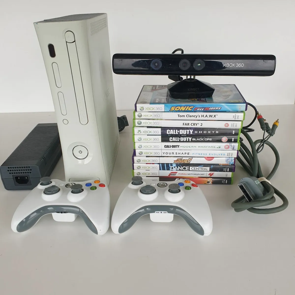 Xbox 360 console 2 controllers games accessories - Image 1