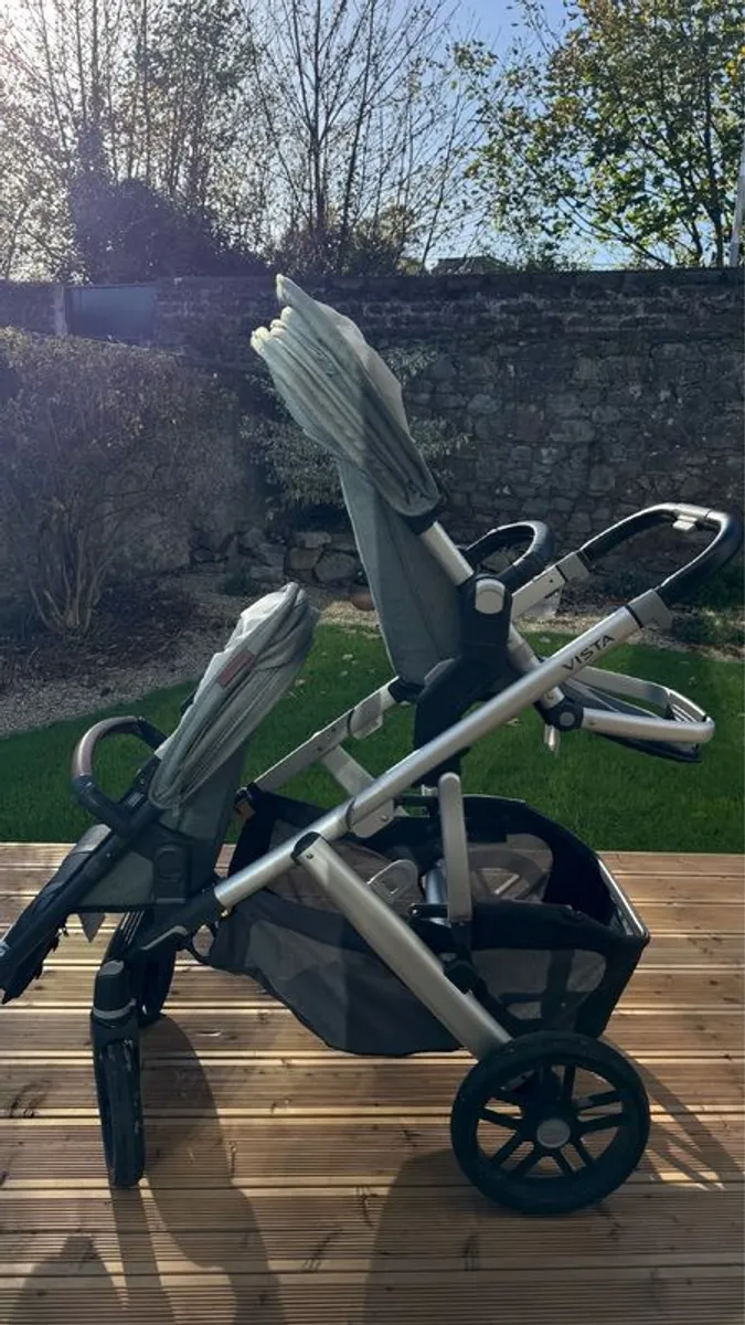 Vista V2 Pram/Carrycot + Rumble Seat - Image 3