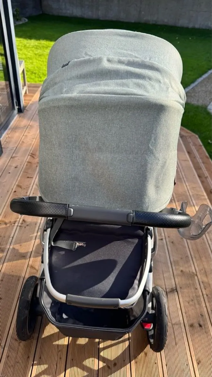 Vista V2 Pram/Carrycot + Rumble Seat - Image 4