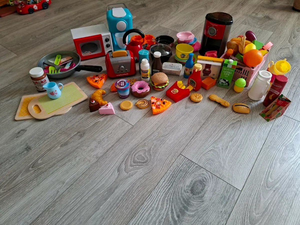 Timber Toy Kitchen - Image 2