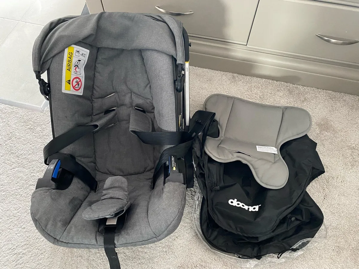 Doona car seat/buggy - Image 2