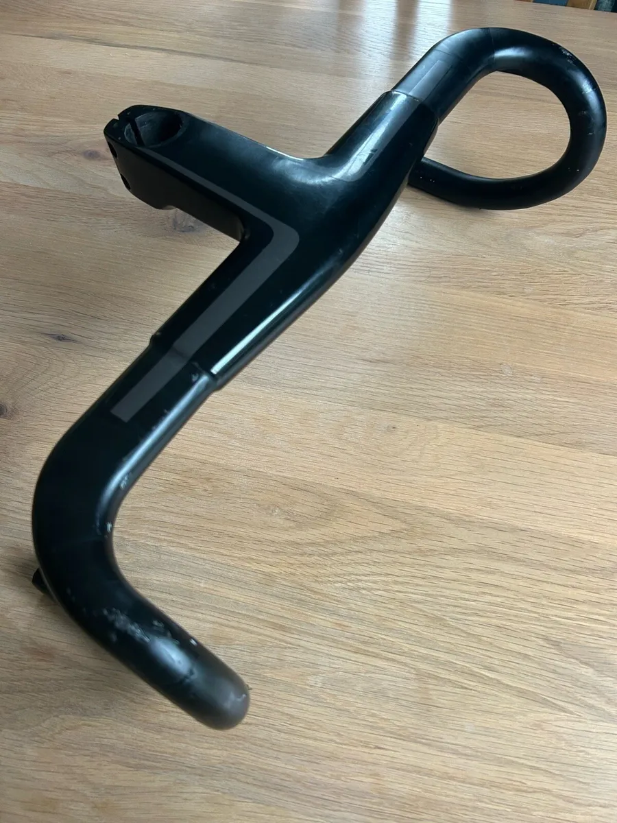 Canyon H11 Integrated Handlebar - Image 4