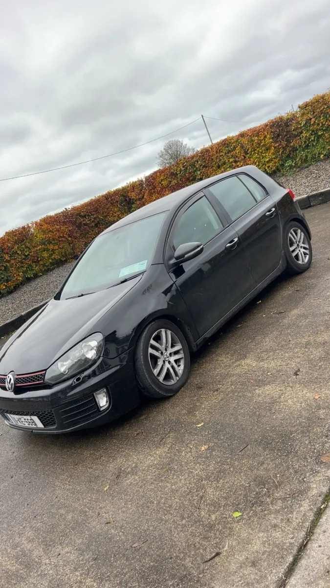 Volkswagen Golf - Image 1