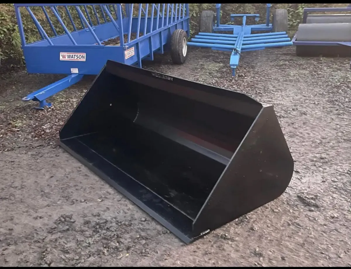 FRONT BUCKET MCCLEARY 7FT6 PIN AND CONE - Image 1