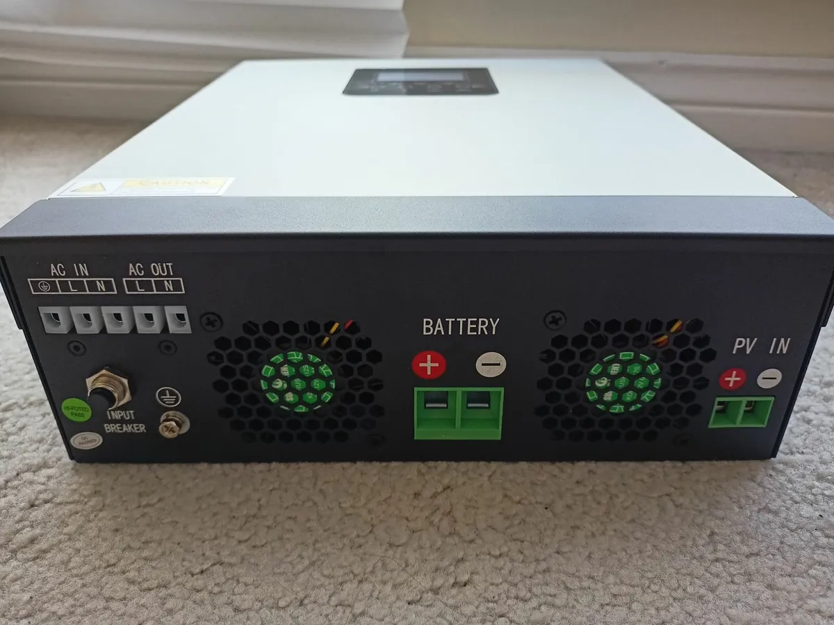2400W 24V MPPT Pure Sine Wave Hybrid inverter - Image 4