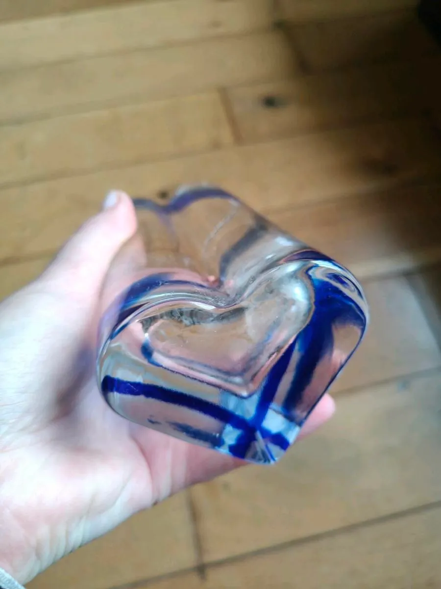 Glass vase - Image 2