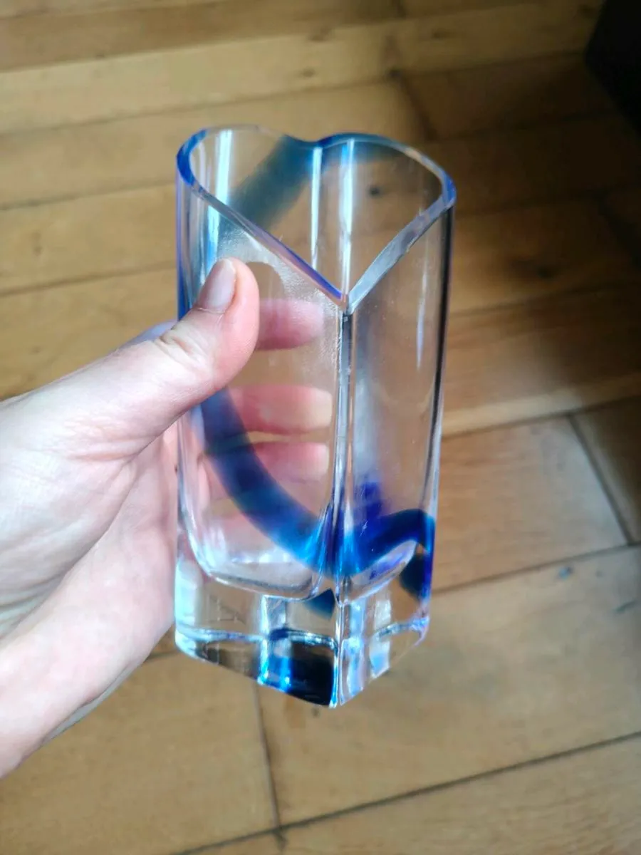 Glass vase - Image 3