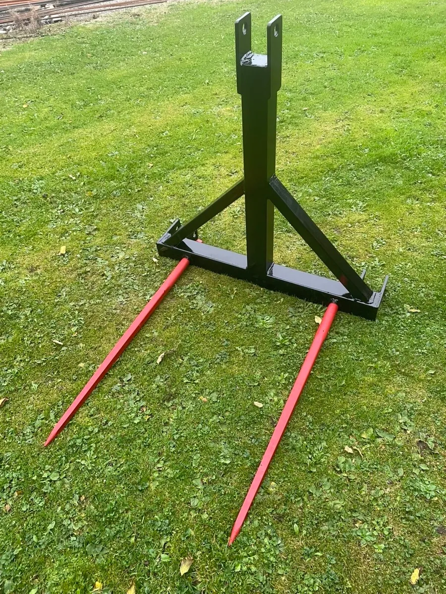 Bale spike - Image 1