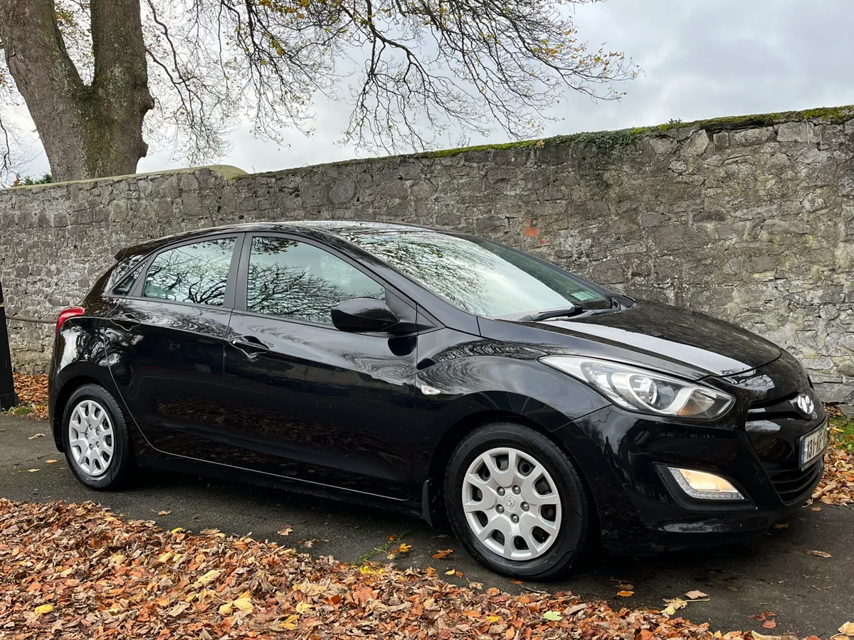 HYUNDAI I30 1.6 CRDI COMFORT - Image 1