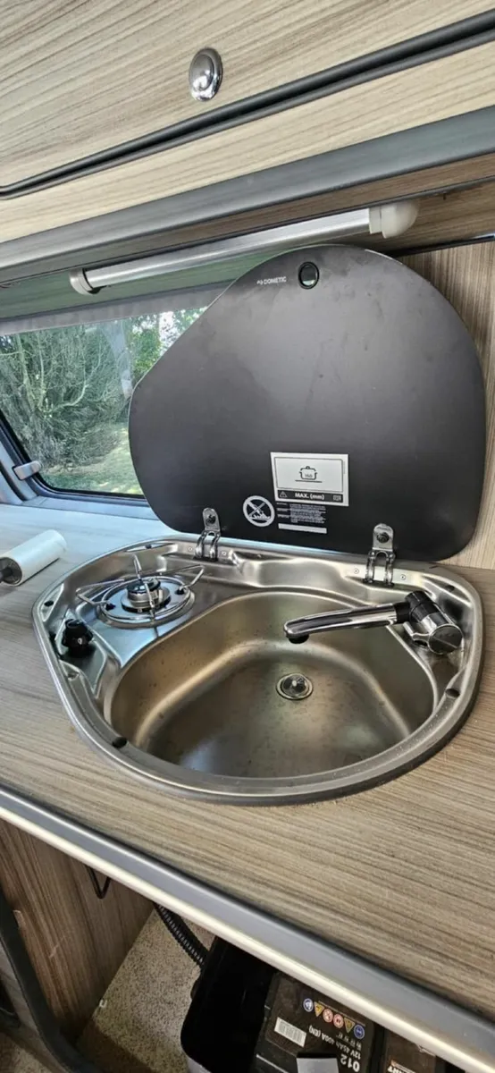 Mazda Bongo Friendee campervan - Image 4