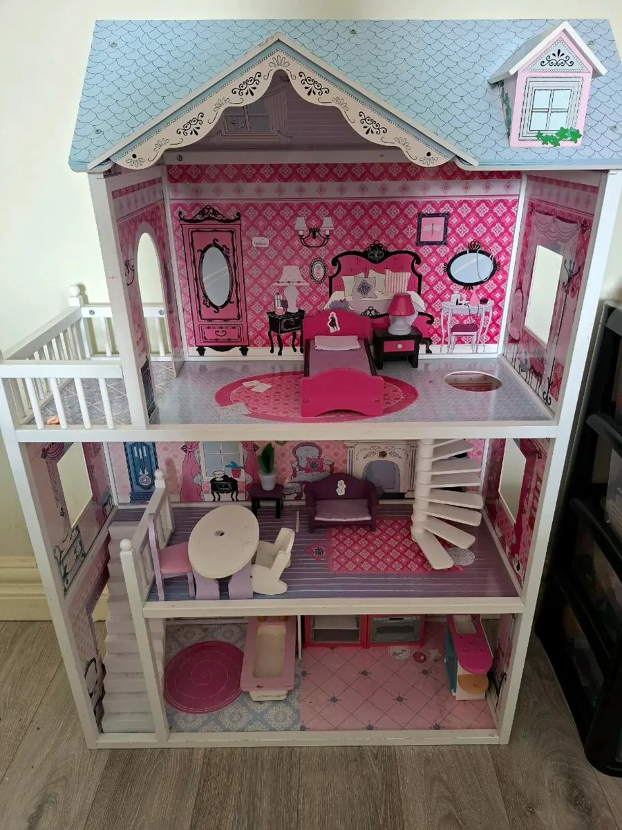 Doll House