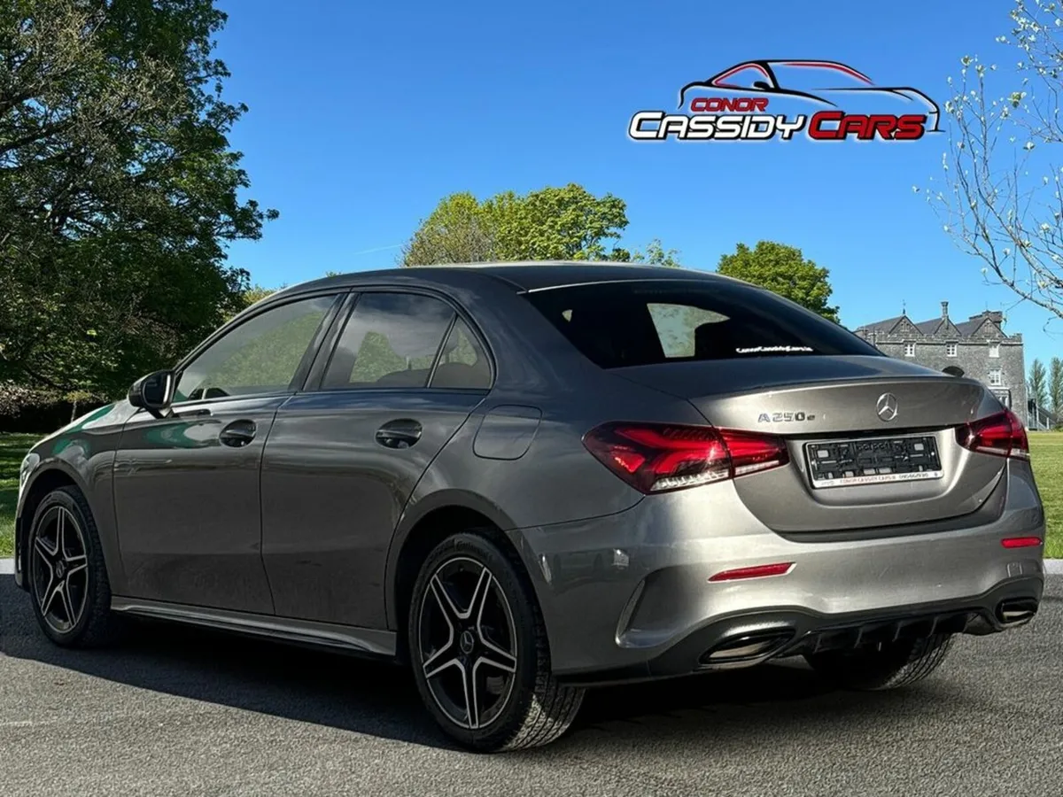 Mercedes-Benz A-Class A-250E AMG LINE EDITION // S - Image 3