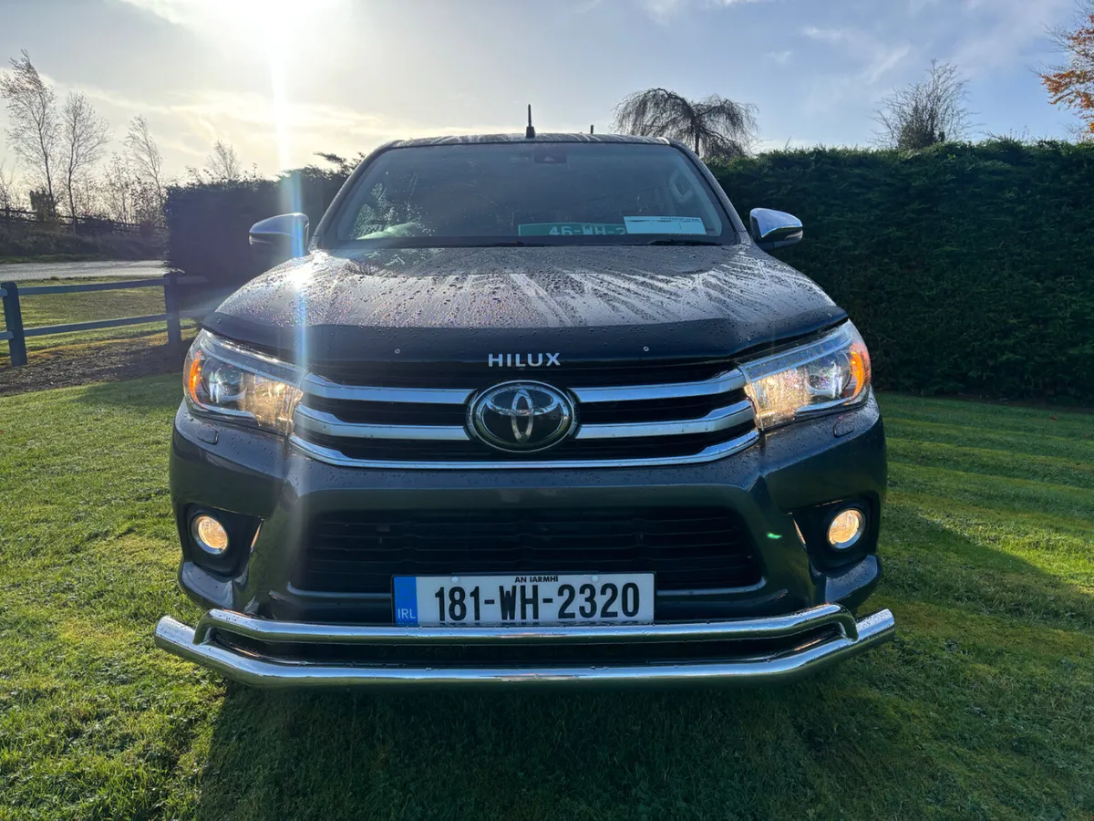 Toyota Hilux 2018 - Image 2