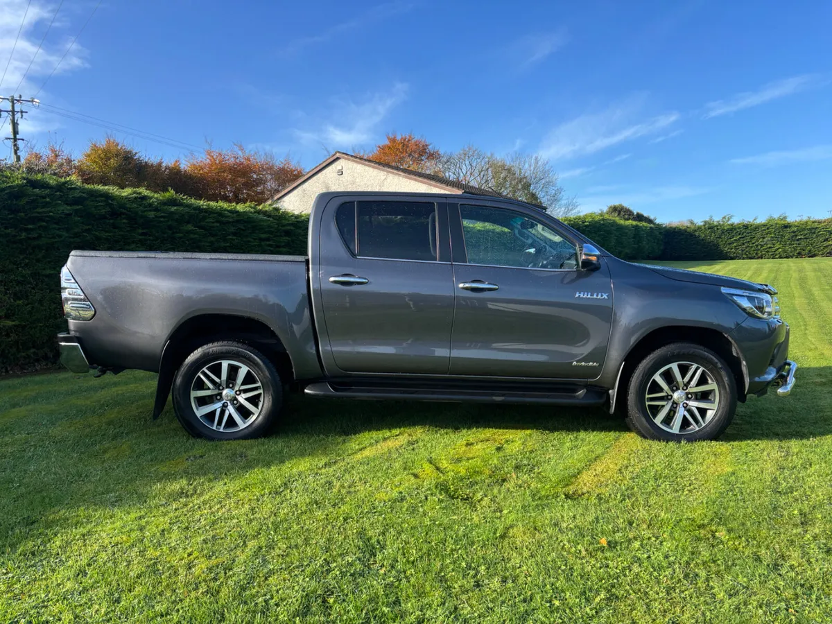 Toyota Hilux 2018 - Image 4